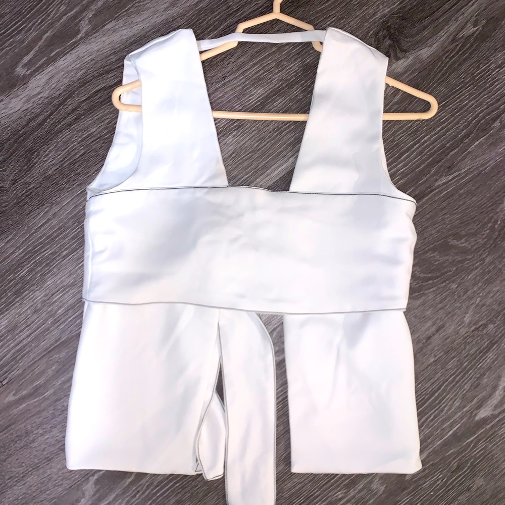 Assymetric White Top